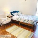 If you re looking for a room come see the one I m renting