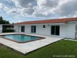 Excellent house for rent east of kendall