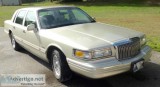 Classic 1997 Lincoln Towncar