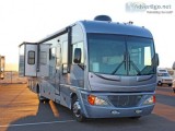 Luxury coach 2006 36 ft. Fleetwood Pace Arrow w2 slides