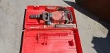 HILTI TE 905-AVR HEAVY DUTY DEMMO HAMMER WCASE AND 3 BITS