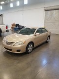 2011 Toyota Camry LE 6-Spd AT