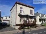 Lovely 2 storey renovated house Halles St-Jean area