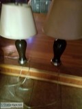 2 TABLE LAMPS