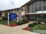 RARE 1 Bedroom CORNER Upper Move In Dec. 3rd