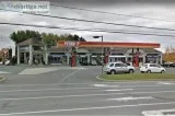 2160 sqft space adjacent to a gas station in Drummondville