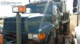 1990 International 4900 with plow and sander
