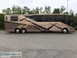 Excellent condition 1999 45 ft. Prevost Featherlite H3-45
