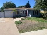 Beautiful Spacious Home 2Beds1Bath Available For Move In