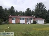 Maison de plain-pied avec terre bois&eacutee &agrave St-Anicet