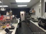 Vendo Cafeteria en Edificio de oficinas  120000