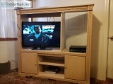 Entertainment center