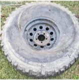Complete set of 35  wheels And tires