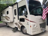 Tow Vehicle 2017 Winnebago Vista LX w3 slides
