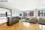 Kips Bay Renovated Jr. 1 BR Co-Op for Sale in Doorman Building