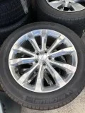 GOMAS A LA VENTA PARA CHRYSLER 300 2018 23555R19