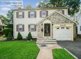 5 BEDROOM 3.5 BATHROOM