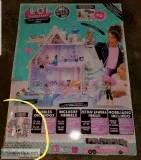 Lol Surprise Winter Disco Chalet has some box damage circled in 