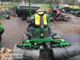 John Deere 2500E Greens Mower