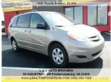 2006 TOYOTA SIENNA LE3RD ROWFAMILY VANNICE AND CLEAN