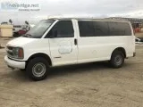s2002 CHEVROLET 2500 VAN 0275