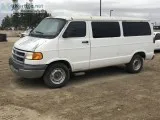 s2002 DODGE RAM 2500 VAN 9692