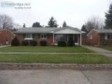 Spacious 3 bedroom and 2 bath House with Immediate occupancy