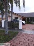 House for sale with Pool