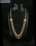 Buy Exclusive Collection of Short Mangalsutra Design in Gold Onl