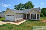  1135mo  3 beds 2 baths  1373 sqft