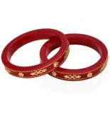 wear bangles to enhance your bridal look.