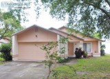 Welcome to 427 Red Coat Ln Orlando FL 32825