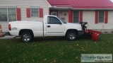 BEAUTIFUL  2004 Chevy Silverado  - WITH NEW SNOW BLADE