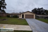 Welcome to 204 Leafwood Rd Tarpon Springs FL 34689