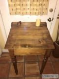 ANTIQUE LIFT TOP DESK