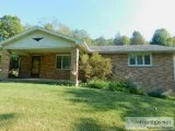 Sprawling Ranch on 4 acres for Sale