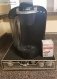 Keurig k-50 coffee maker w extras