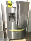 2019 BRAND NEW WHIRLPOOL REFRIGERATOR STILL IN ORIGINAL PLASTIC 