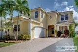 This is huge 5 BEDROOMS4BATHROOMS