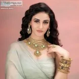 If you are looking to buy gold earring online