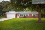 2111 E Lumsden Rd Valrico FL