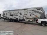 Excellent condition 2012 42 ft. Heartland Cyclone 3800 w3 slides