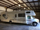 SELLING 2000 COACHMAN LEPRECHAUN 313QB-F Class C