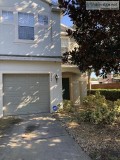 Huge looks brand new Town home end unit