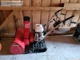 SNOW BLOWER