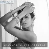 Creating the finest precious stones in Delhi