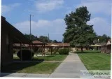 1 Small Bedroom 1 Bath L-4