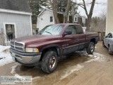 2001 Dodge Ram 1500  4 x 4 SLT