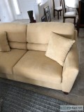 Sofa in excellent condition
