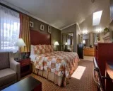 Complimentary Breakfast Offers on Booking Room in Sedona AZ